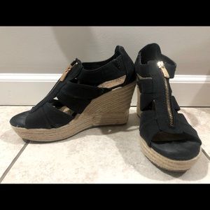 Merona black wedges